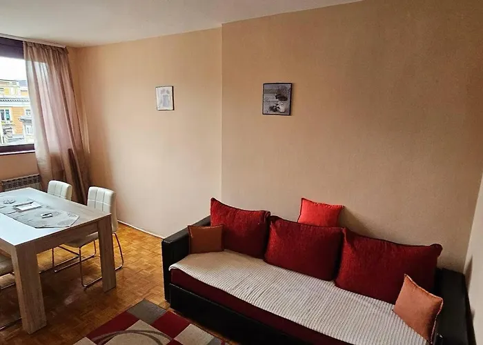 Saapartman Apartman *